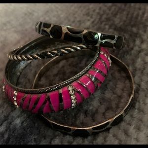 Bundle of 5 Buckle bracelets